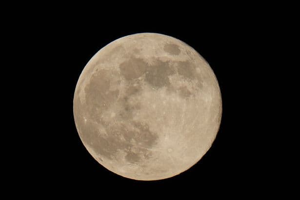 Drifting SpaceX rocket on high-speed collision course with the moon will create new crater