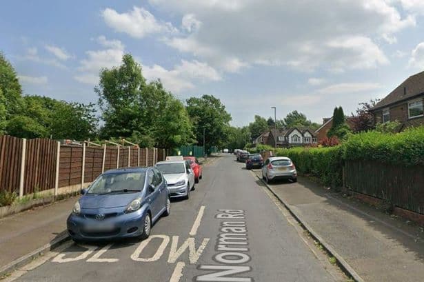 Machete-wielding youths steal bike in robbery near Tameside primary school
