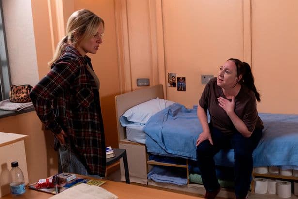Coronation Street spoilers as Sarah's blackmailed, Idris hatches plan and exit looms