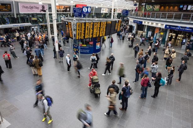 Rail passengers issued ‘do not board’ warning in extreme heat in TransPennine Express and Northern updates