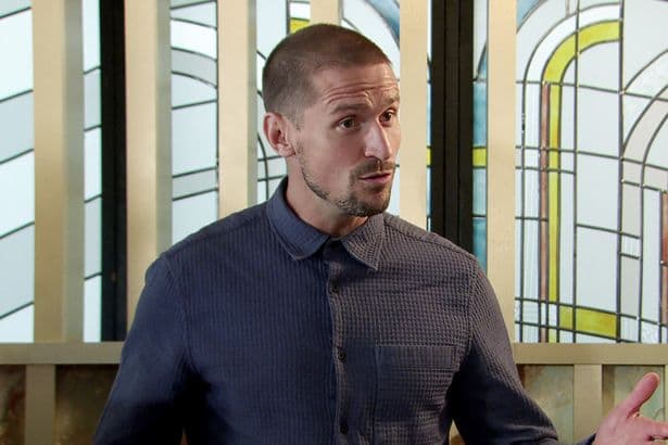 Coronation Street star confirms Netflix appearance as he pays tribute to late actor