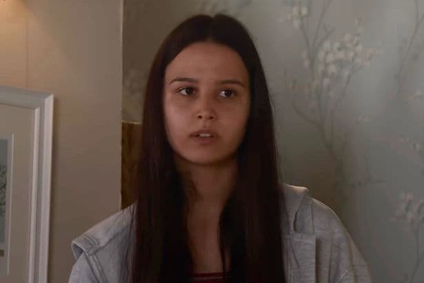 Coronation Street fans make 'scary' Lucy Parkinson prediction after actress hailed by new co-stars