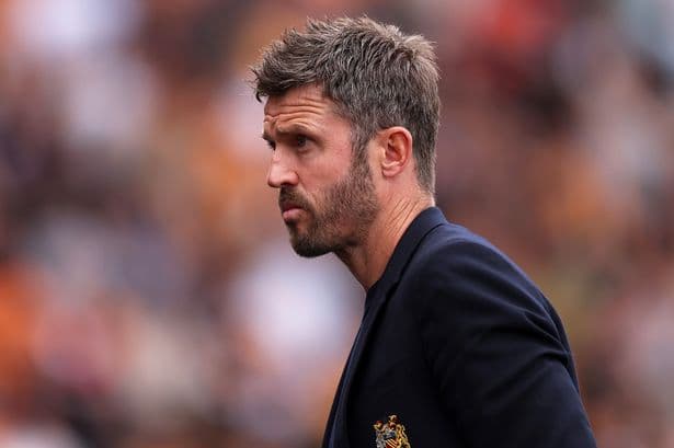 Man United latest: Club 'make transfer call' as Myles Lewis-Skelly details revealed