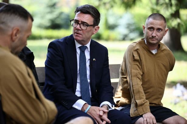 Andy Burnham and Downing Street issue blunt response after Russia threatens 'consequences' to UK