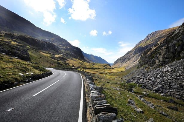National Park authorities issue statement over mountain-top disputes at Snowdon after videos show queue-jumping