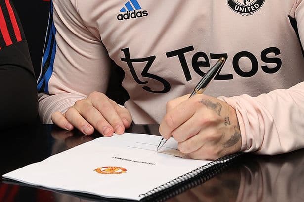 Manchester United have a big decision to make once the transfer window closes