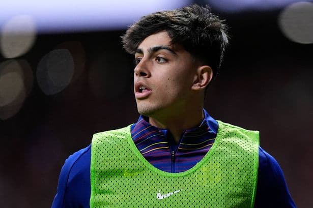 Man United latest: Michael Carrick discovers transfer decision as 'talks' over £30m star emerge