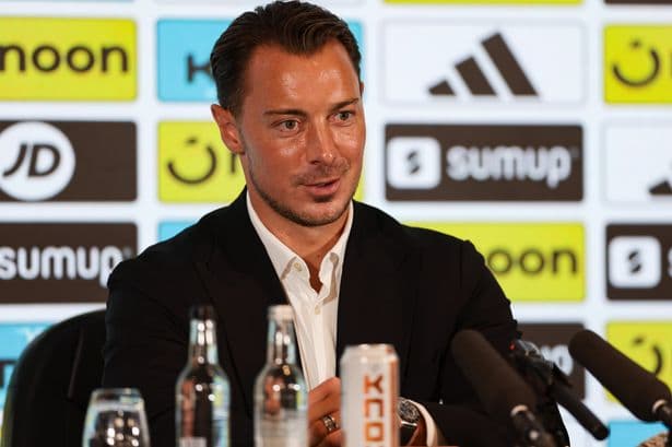 Matthias Jaissle shuts down Manchester United legend with two word Lewis Hall transfer response