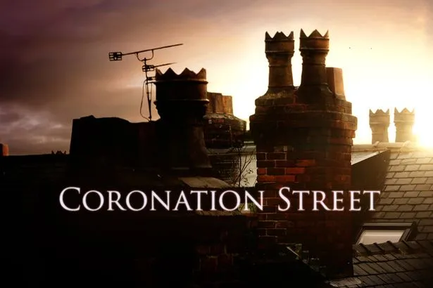 Coronation Street fans 'sobbing' as cobbles favourite bids farewell to ITV soap