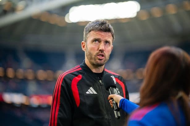Man Utd news: Michael Carrick to make final decision on £21m signing as transfer windfall secured