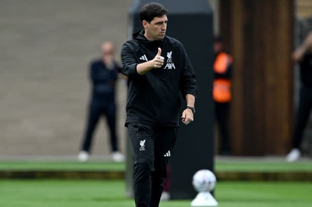 Liverpool news: Bradley Barcola alternative delivers message as transfer plan clear