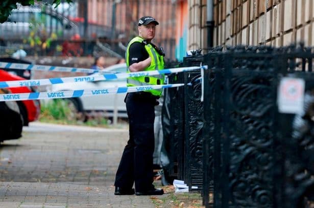 Glasgow double murder probe after two found seriously hurt in flat die at the scene