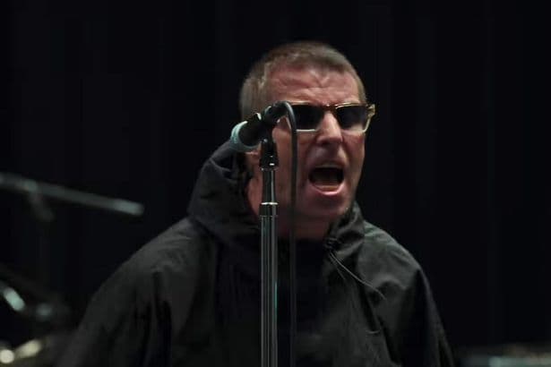 Oasis Documentary Filmmakers Explain How They Got the Most Natural Reaction During Gallagher Brothers’ Reunion