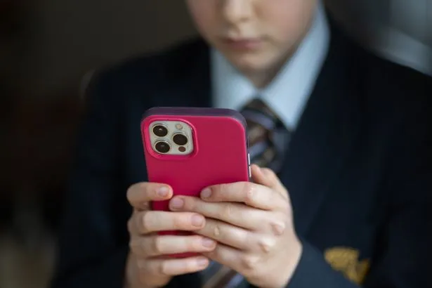 Children's fears of isolation after social media ban spark calls for guidance for parents