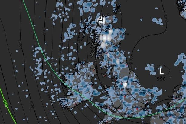 UK snow maps show 36 hours of May flurries as temperatures plummet to 0C this week
