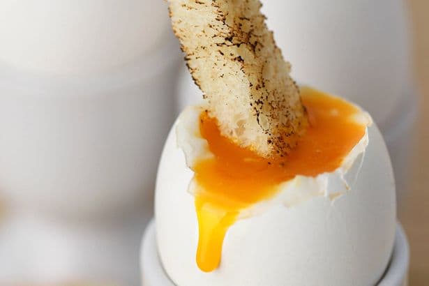 Shoppers urged to check eggs for tiny mark that slashes salmonella risk
