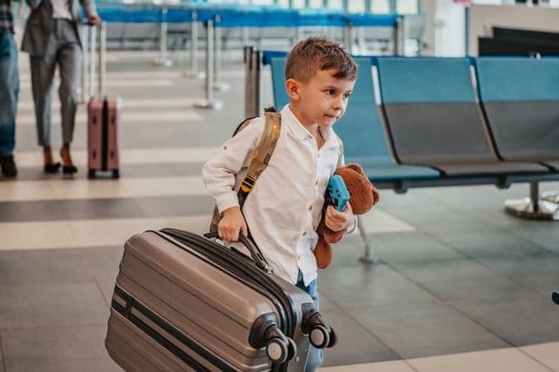 TUI, Ryanair, easyJet and Jet2 warning on common kids' toy that is banned from flights