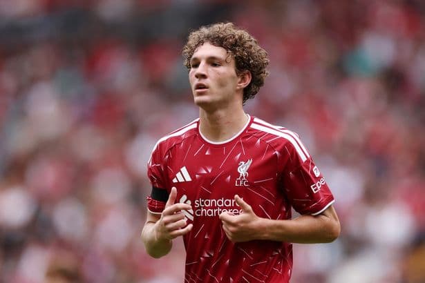 Excited Andoni Iraola raves and makes Liverpool transfer admission on attacker