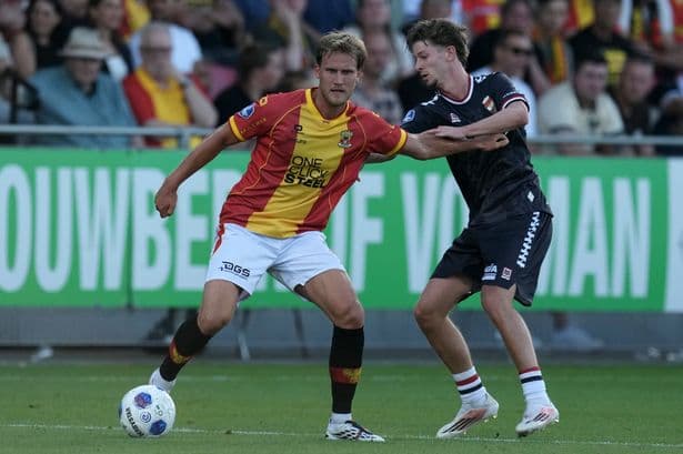 Cardiff City 'in talks' to sign ex-Man United prospect as player omitted from squad