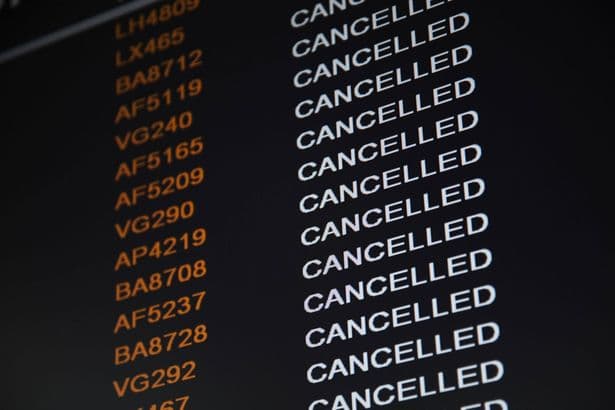 Catania Airport cancels all inbound flights after Mount Etna eruption ash cloud