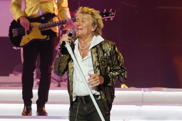 Rod Stewart cancels remainder of US tour after heart operation - ITVX