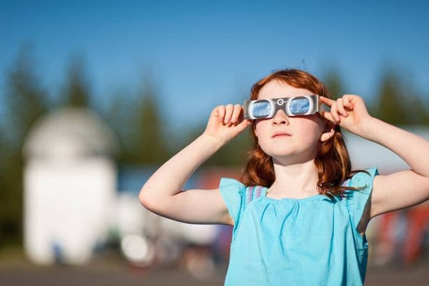 Solar eclipse glasses sold out in Wales - how to safely watch without them