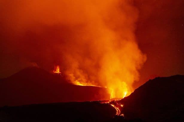 Mount Etna erupts in Sicily as flights cancelled at Catania Airport