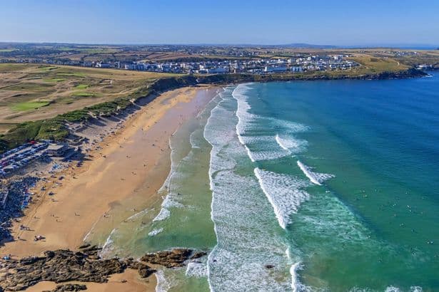 Father and daughter drowned at beach on family fishing trip