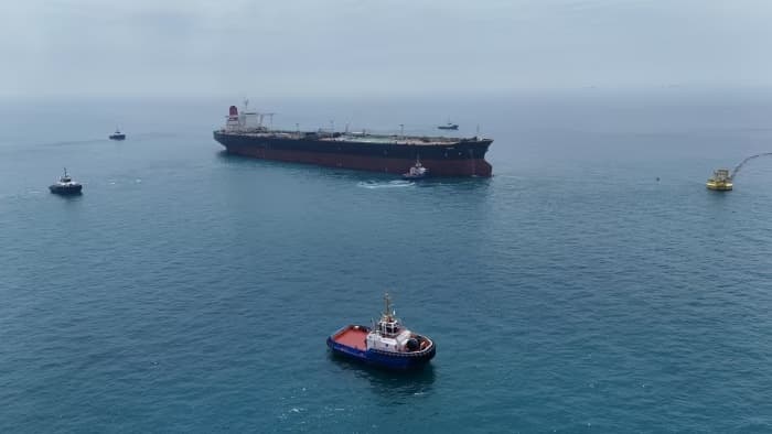CENTCOM targets Iranian ‘shadow fleet’ tankers after missile attacks on US warships