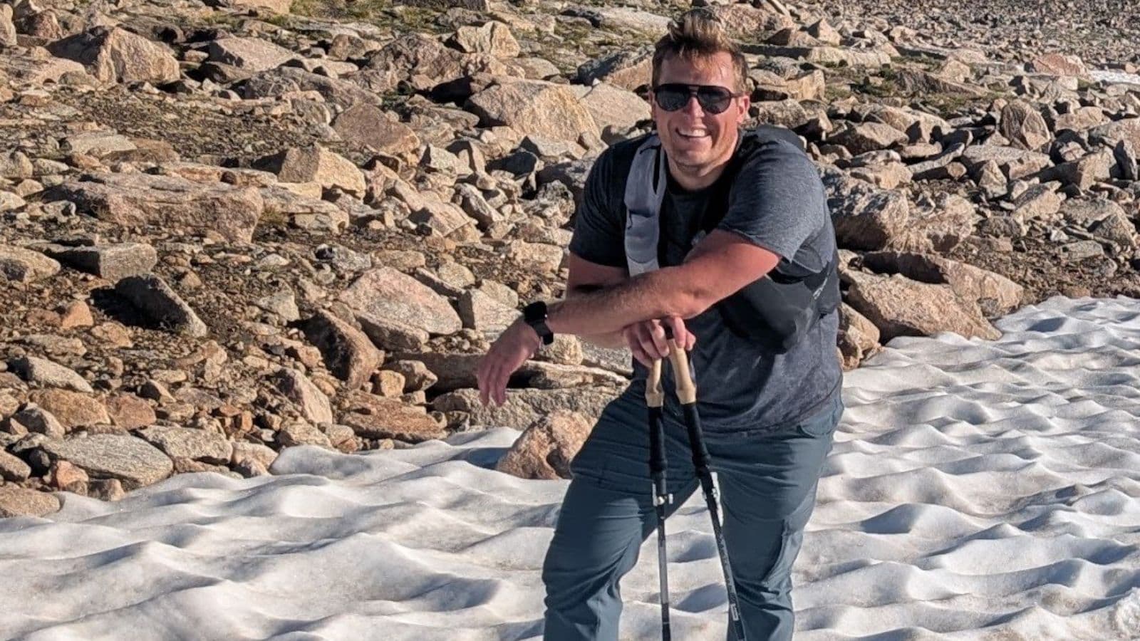 Impaled by his own trekking pole, American hiker walks 16 km for surgery
