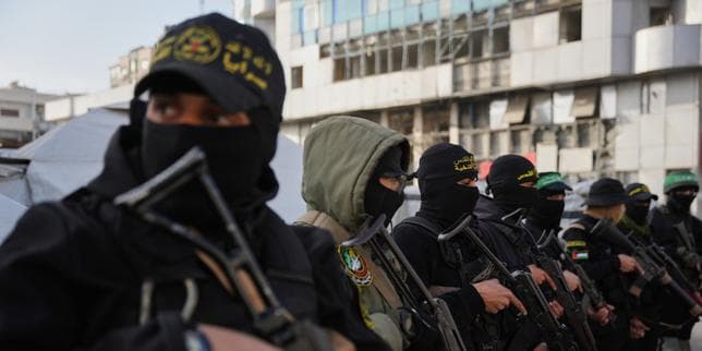 World reacts with cautious optimism to Hamas disarmament agreement