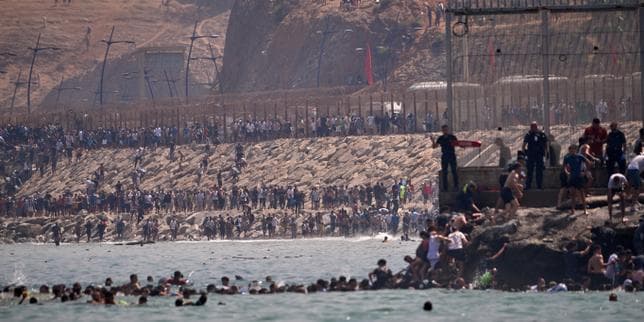 Second day of Spain – Morocco border clashes amid mass migrant influx