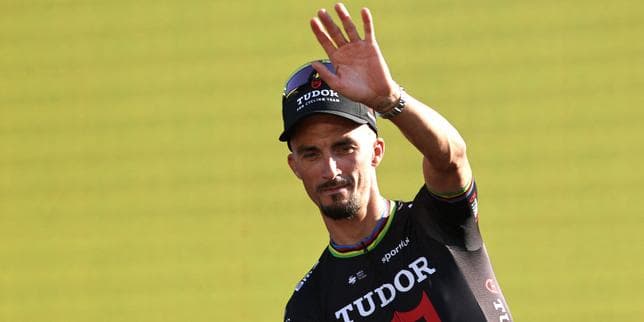 Julian Alaphilippe, two-time world champion and iconic figure of French cycling, announces retirement