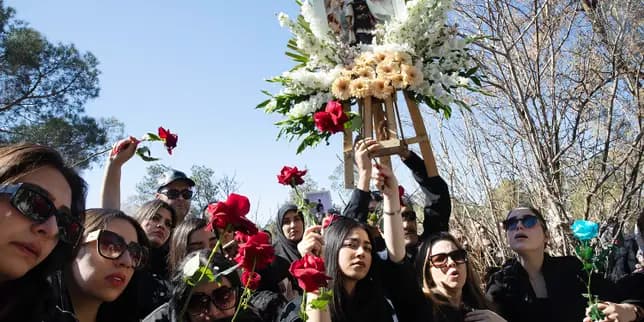 Iran sentences photojournalist to 15 years in prison for sharing images of repression abroad