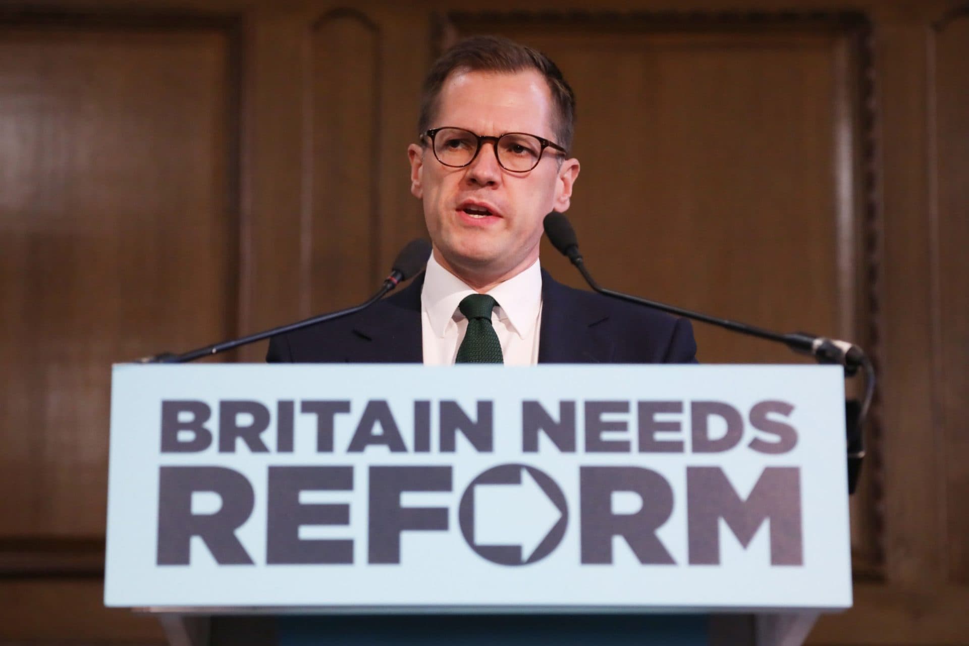 Reform UK vows to cut welfare system to save £50 billion - ITVX