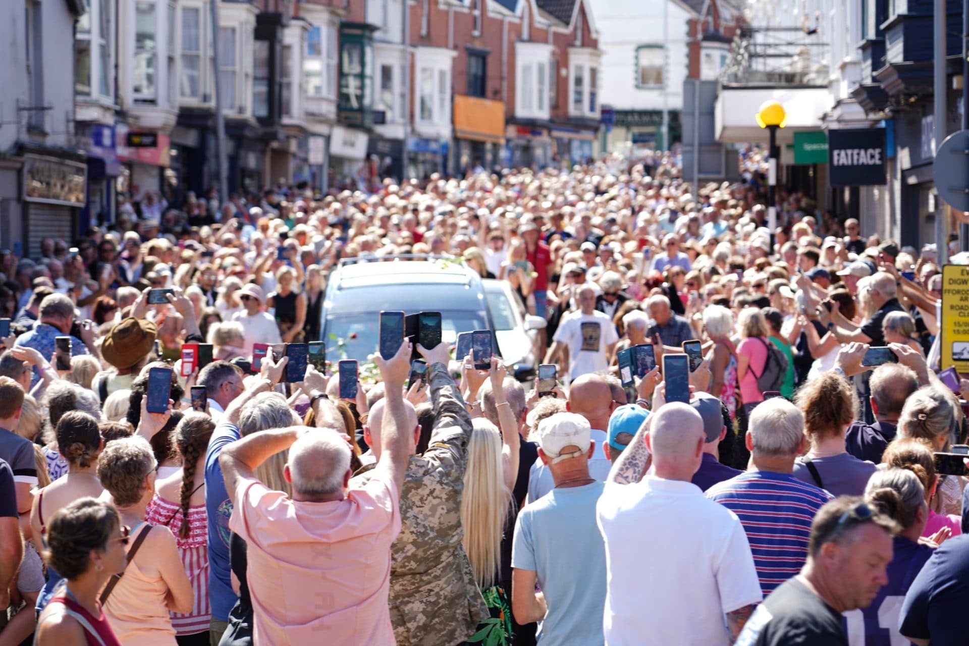 Thousands line streets of Welsh village to pay respects to ‘icon’ Bonnie Tyler