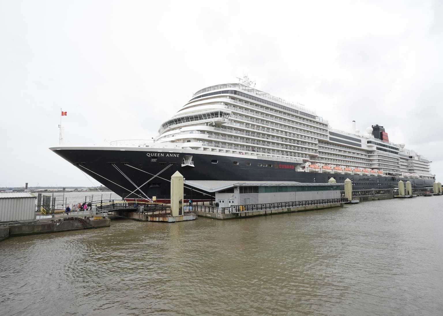 Security stepped up after would-be stowaway climbs mooring rope and clambers on to Belfast-docked cruise ship