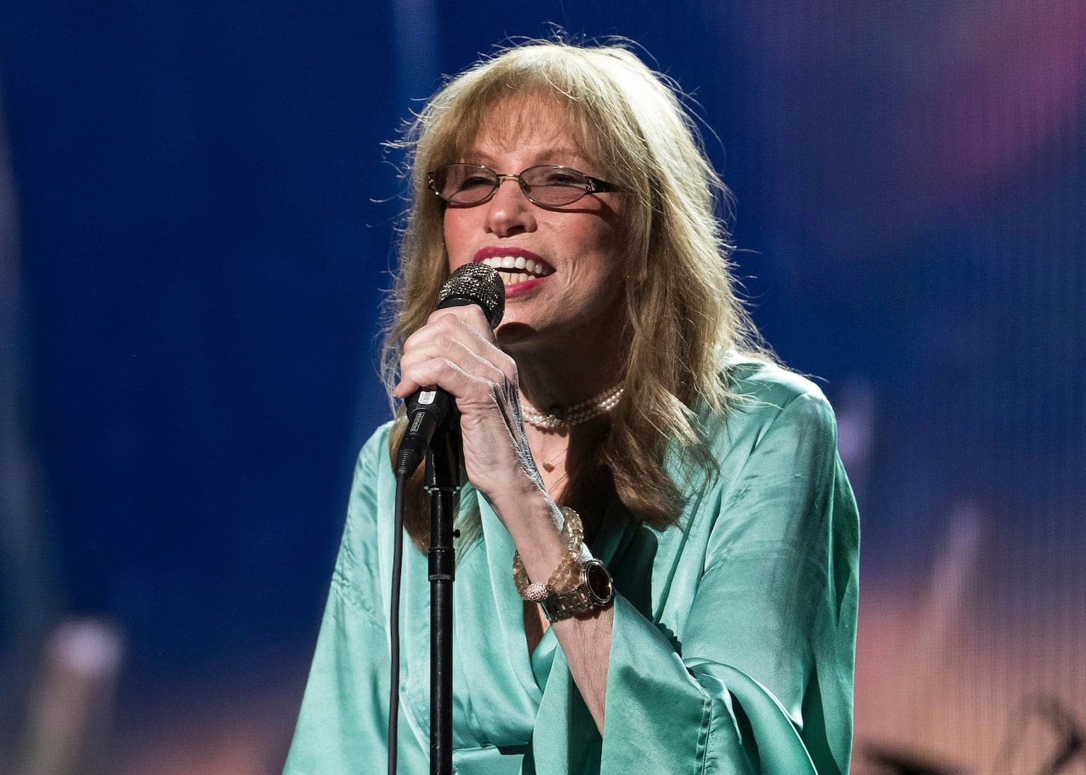 Singer Carly Simon diagnosed with Parkinson’s disease and skin cancer