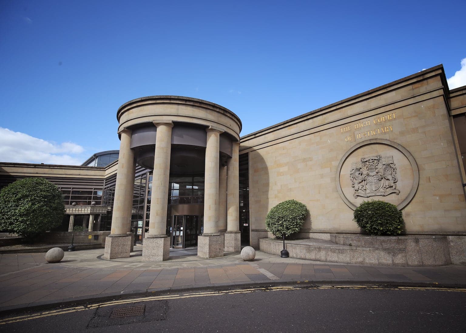 Jury retires to consider verdict in trial of snooker champ Graeme Dott
