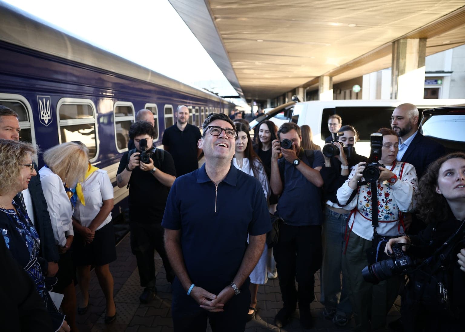 Burnham arrives in Kyiv to underscore UK support for Ukraine
