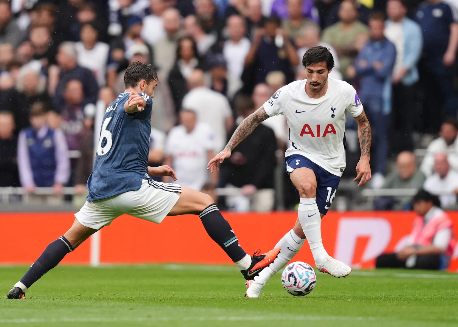 Roberto De Zerbi quick to defend Sandro Tonali after tough night at Newcastle
