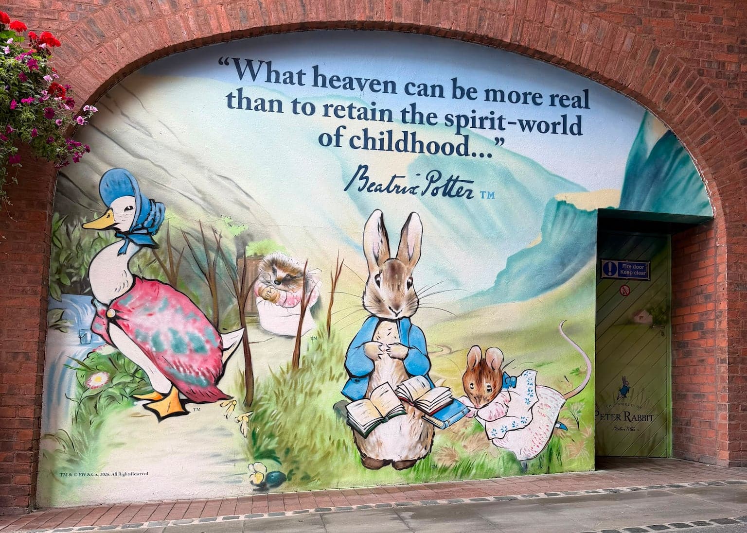 Happy Birthday Beatrix Potter! 10 facts on the author's 160th birthday | ITV News - ITVX