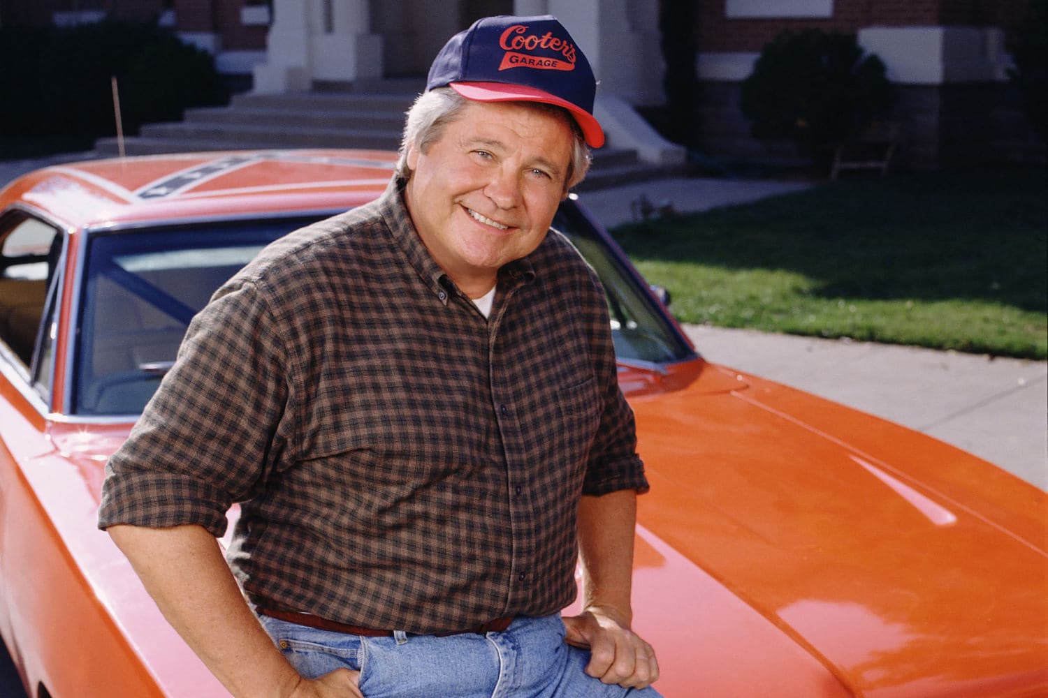 Ben Jones, Cooter on ‘The Dukes of Hazzard’ and former congressman, dies at 84