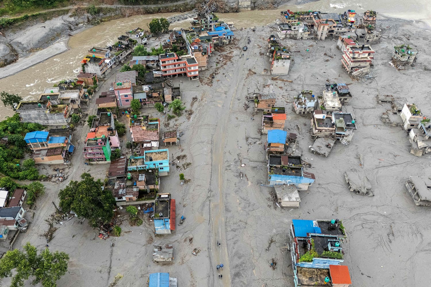 Nepal floods death toll climbs to 626, with 2,400 still missing as rescue efforts continue