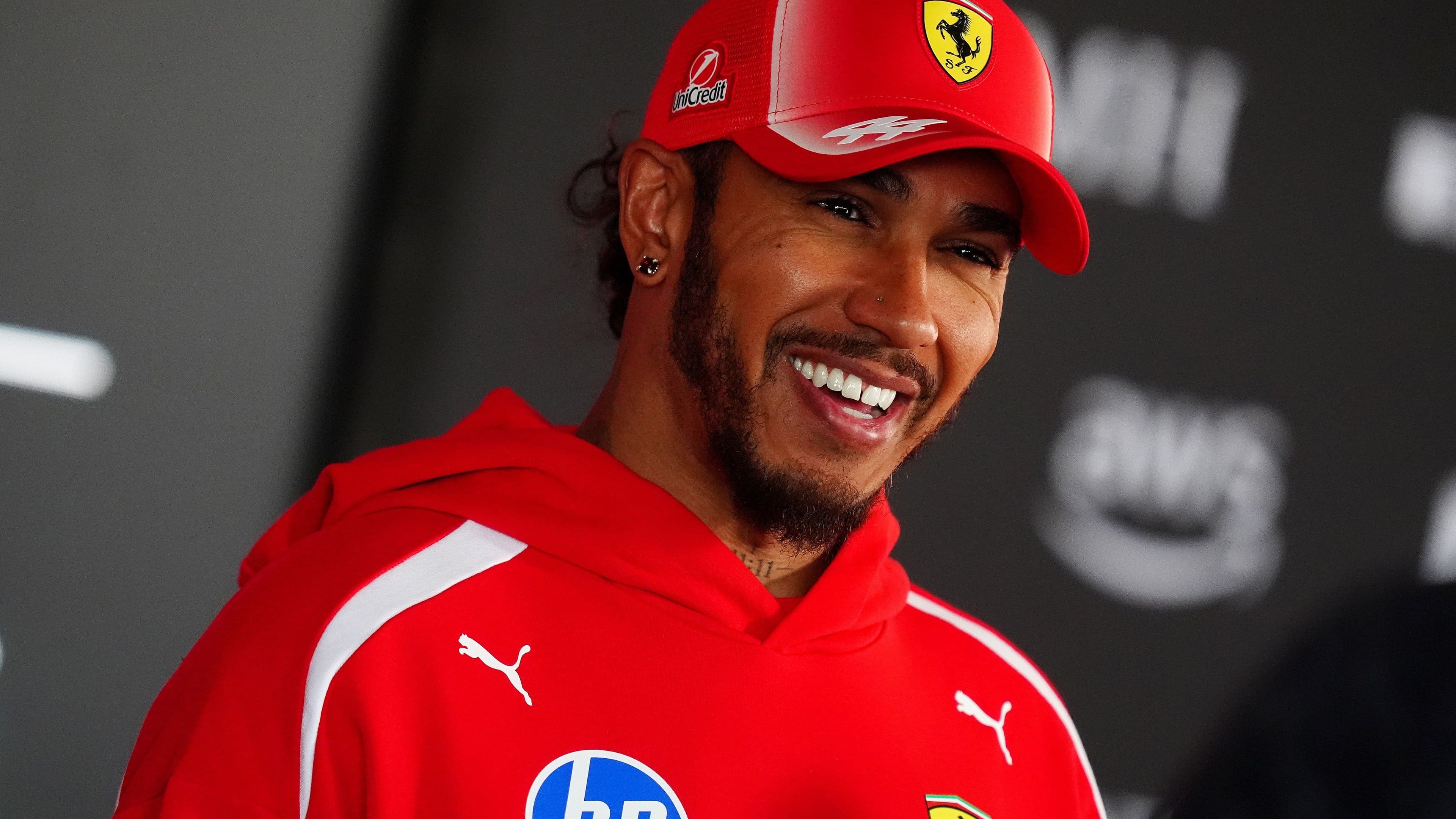 Lewis Hamilton hailed a ‘classy gentleman’ after visiting Kim Kardashian on set