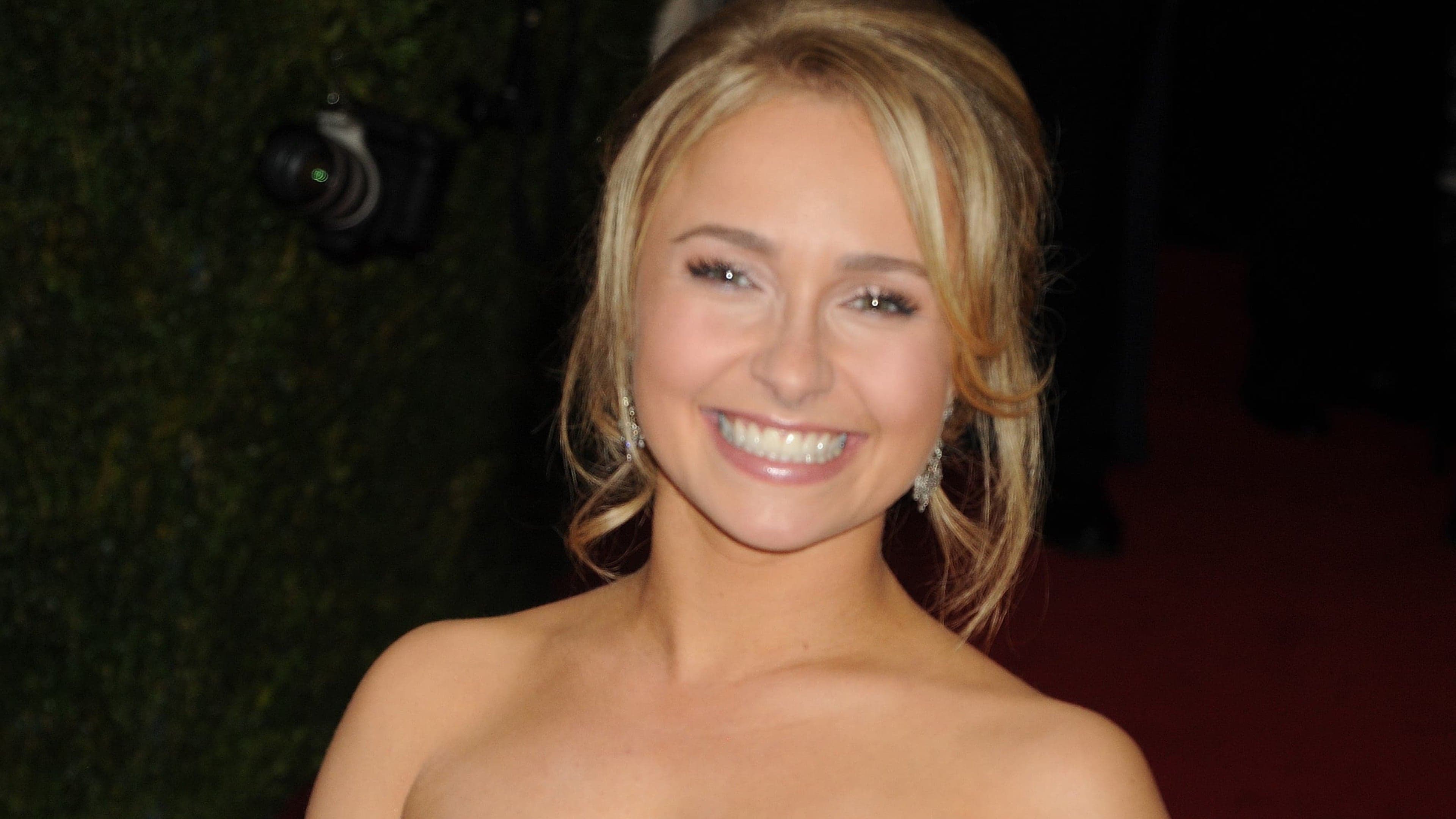 Connie Britton ‘has no words’ after death of Nashville co-star Hayden Panettiere