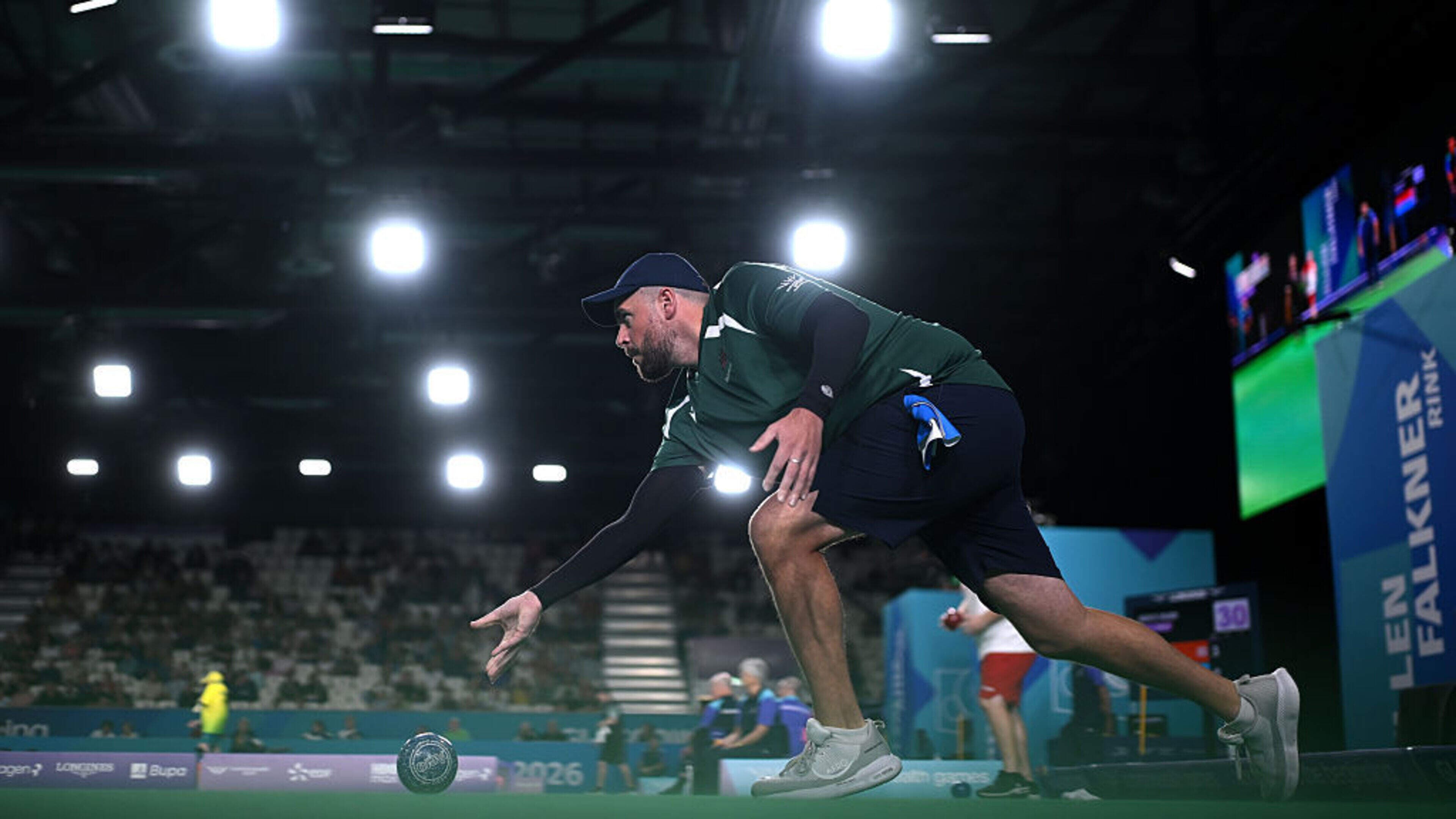 Bowls pair move one step away from Commonwealth Games gold medal as Nick Griggs narrowly misses out on podium