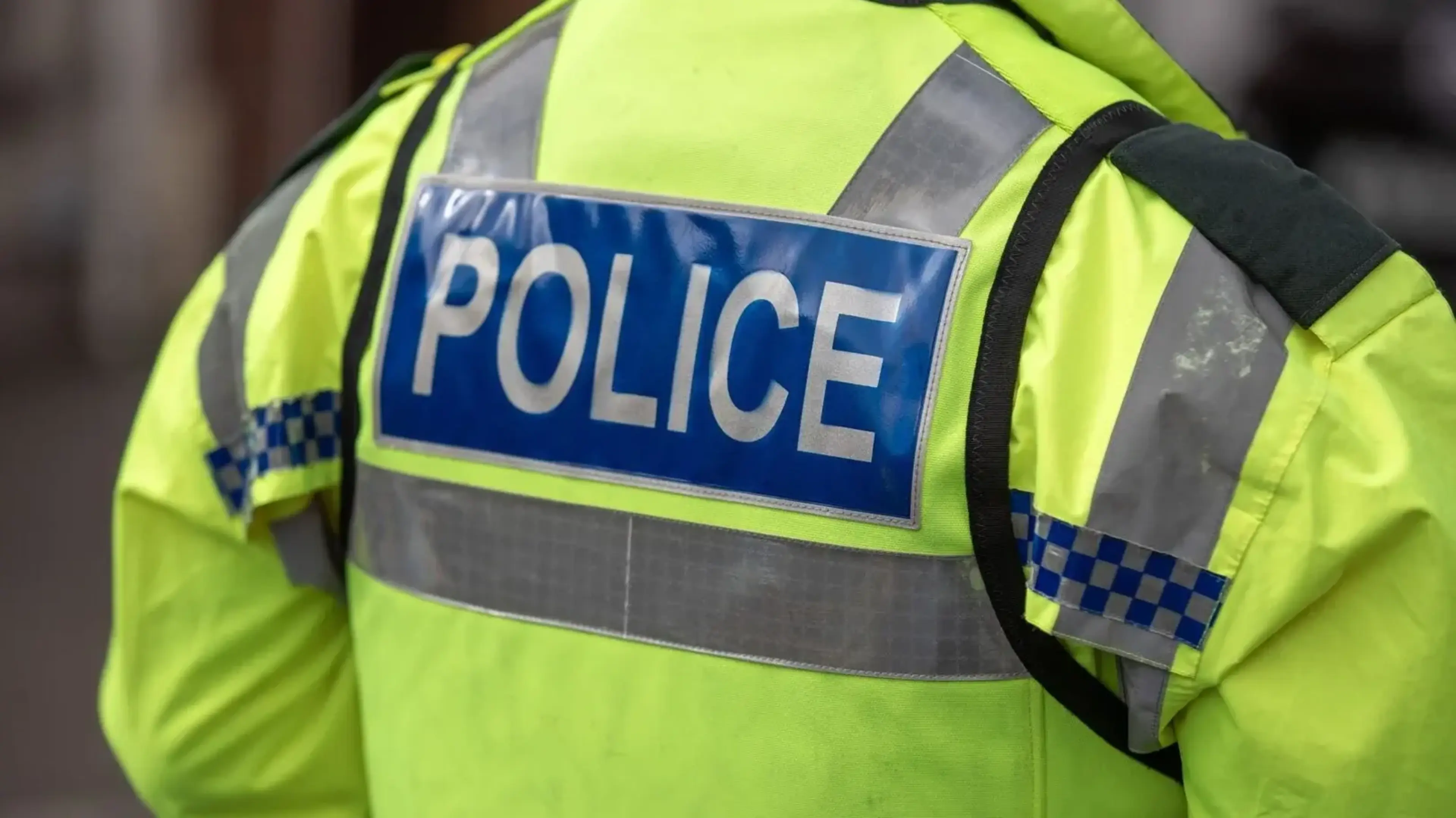 Man who made 999 call threatening to kill girlfriend and claiming to be armed with zombie knife jailed for nine months