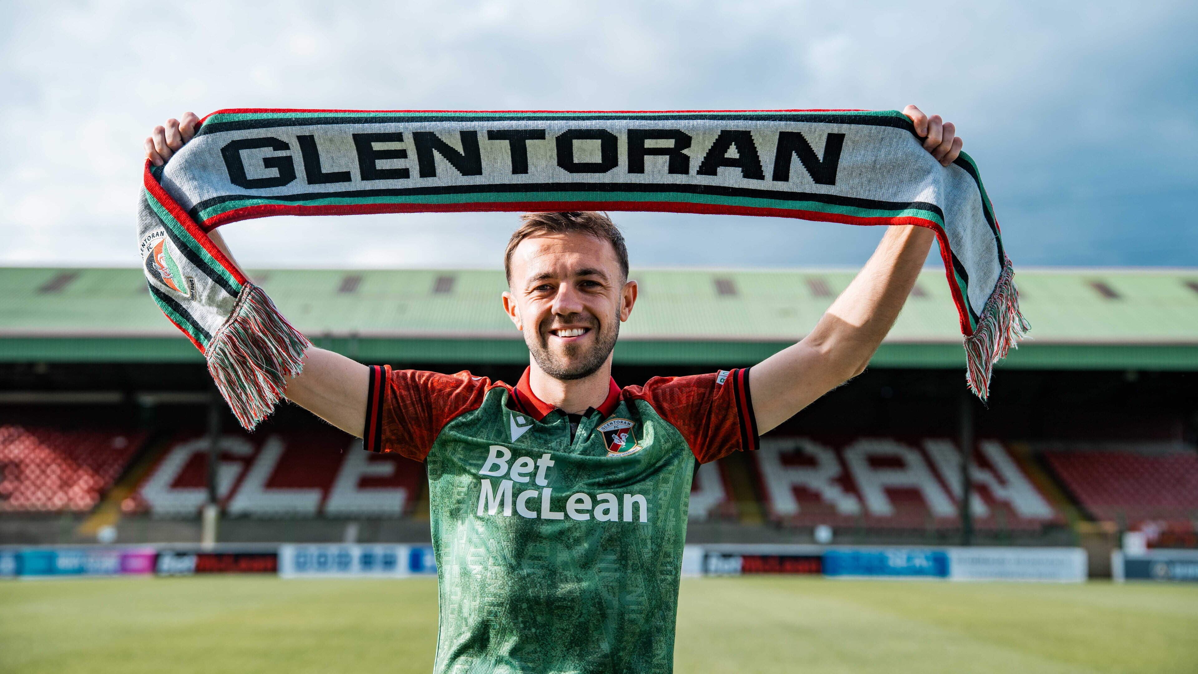 Former Glentoran boss explains why returning Conor McMenamin will be extra hungry to produce the goods for Oval outfit