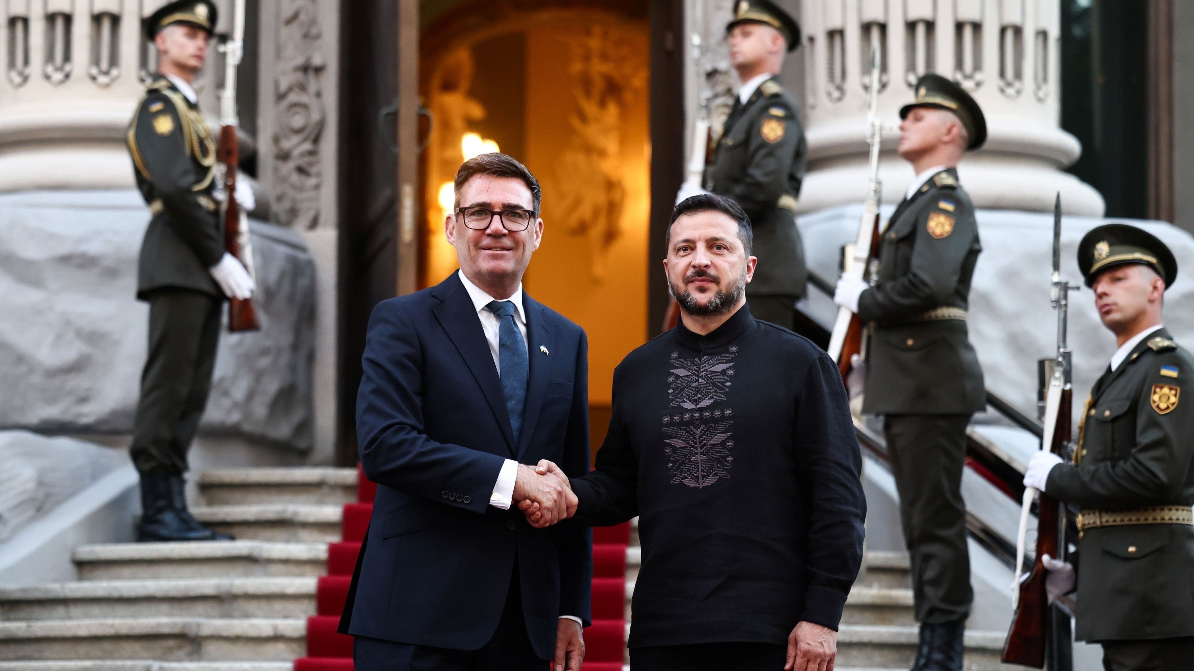 Burnham says he is planning US trip in September to lobby for Ukraine’s defence